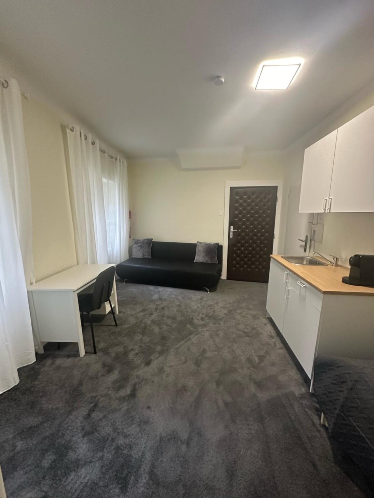 Datri Petite Suite 9 Виена Екстериор снимка